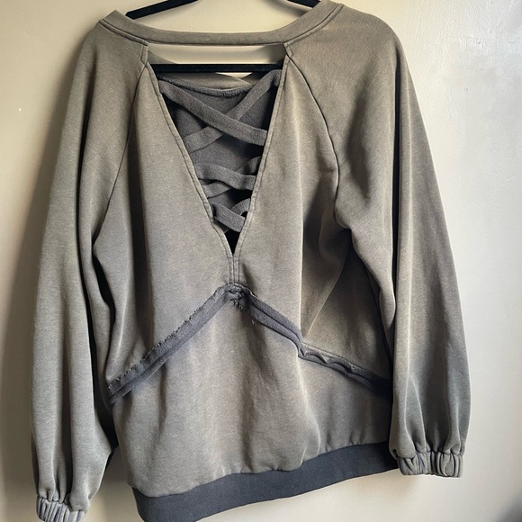 POL Grunge distressed green lace up back crew neck synched sleeves oversized M - Picture 8 of 12